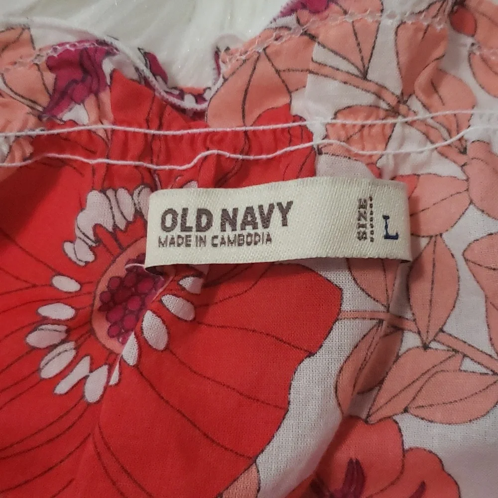 Old Navy Top - Picture 6 of 7